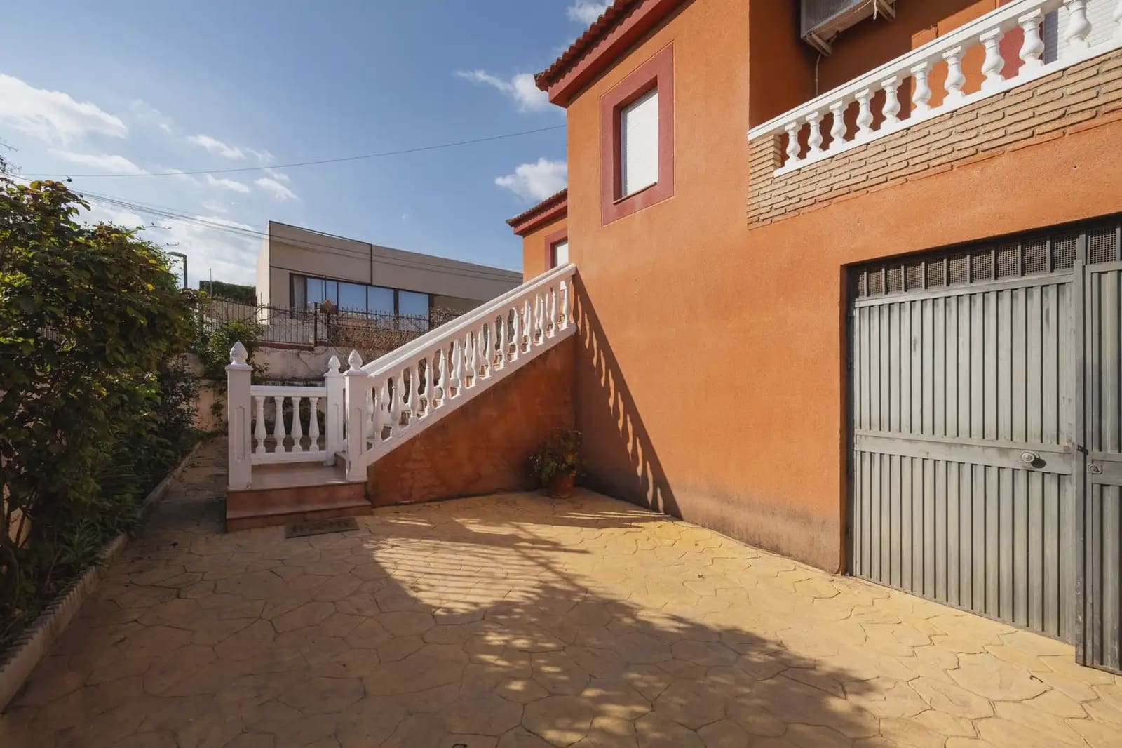 5 slaapkamer Villa te koop in Otura met zwembad garage - € 420.000 (Ref: 9837680)