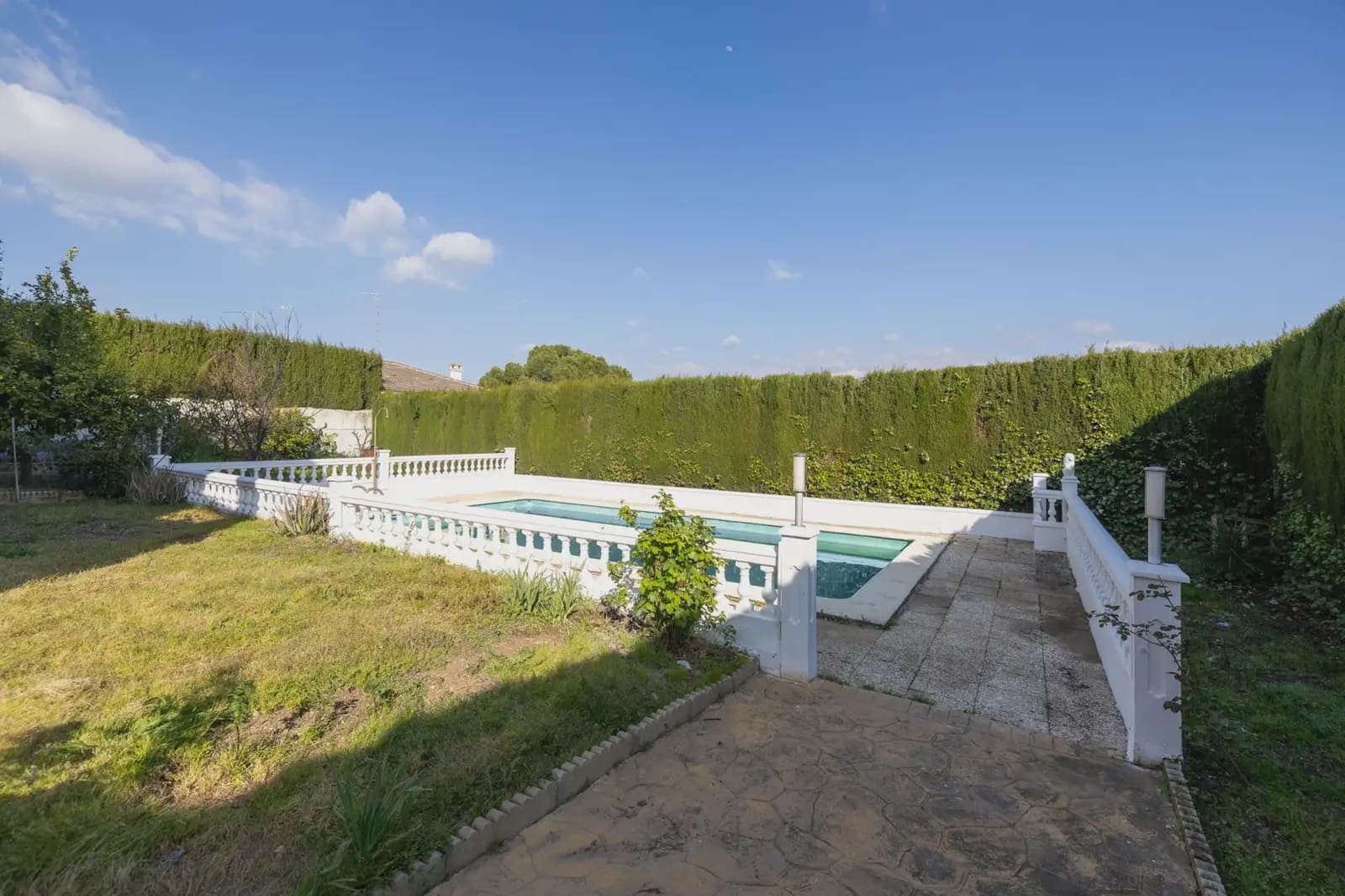 5 slaapkamer Villa te koop in Otura met zwembad garage - € 420.000 (Ref: 9837680)