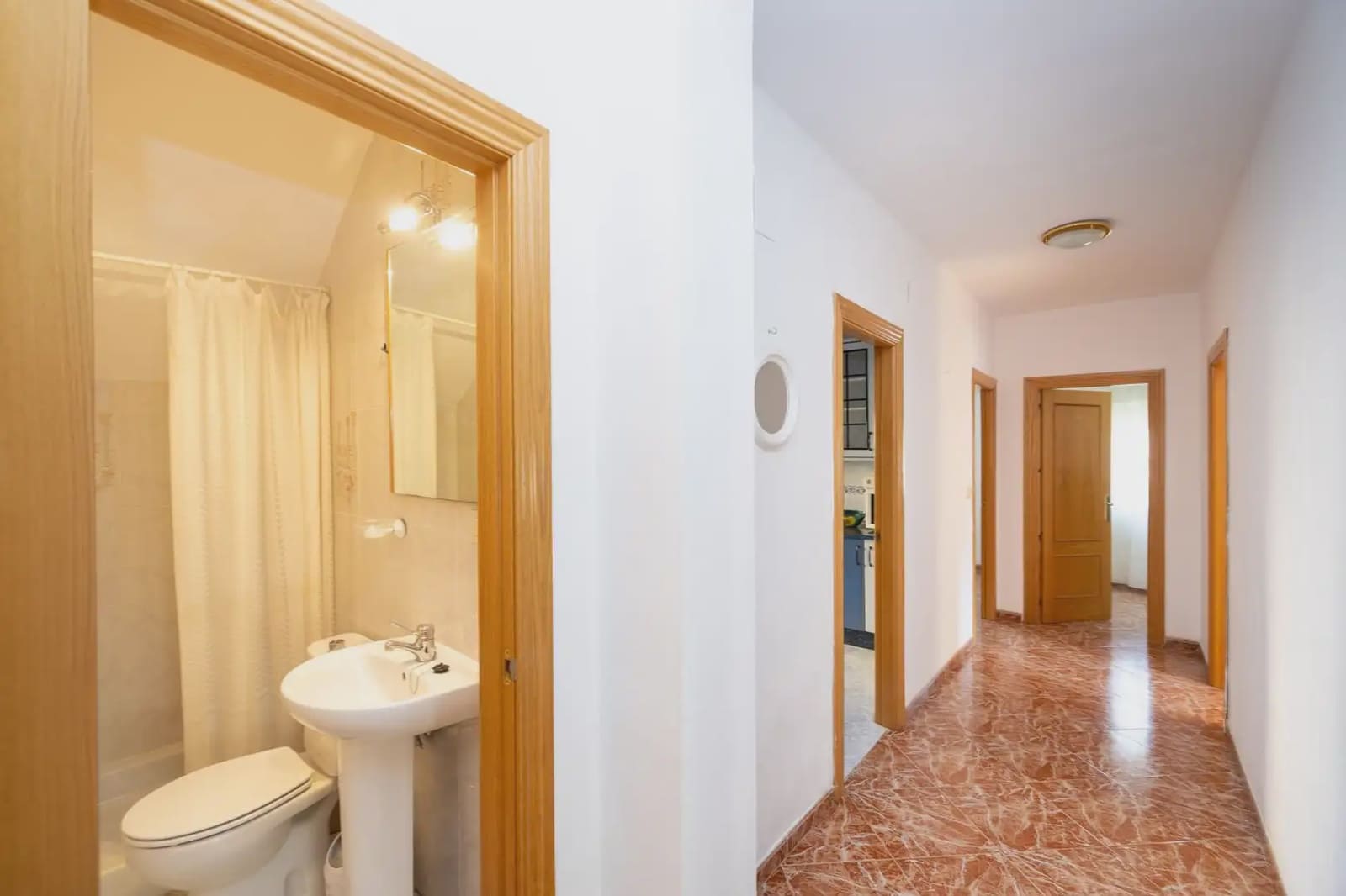 5 slaapkamer Villa te koop in Otura met zwembad garage - € 420.000 (Ref: 9837680)