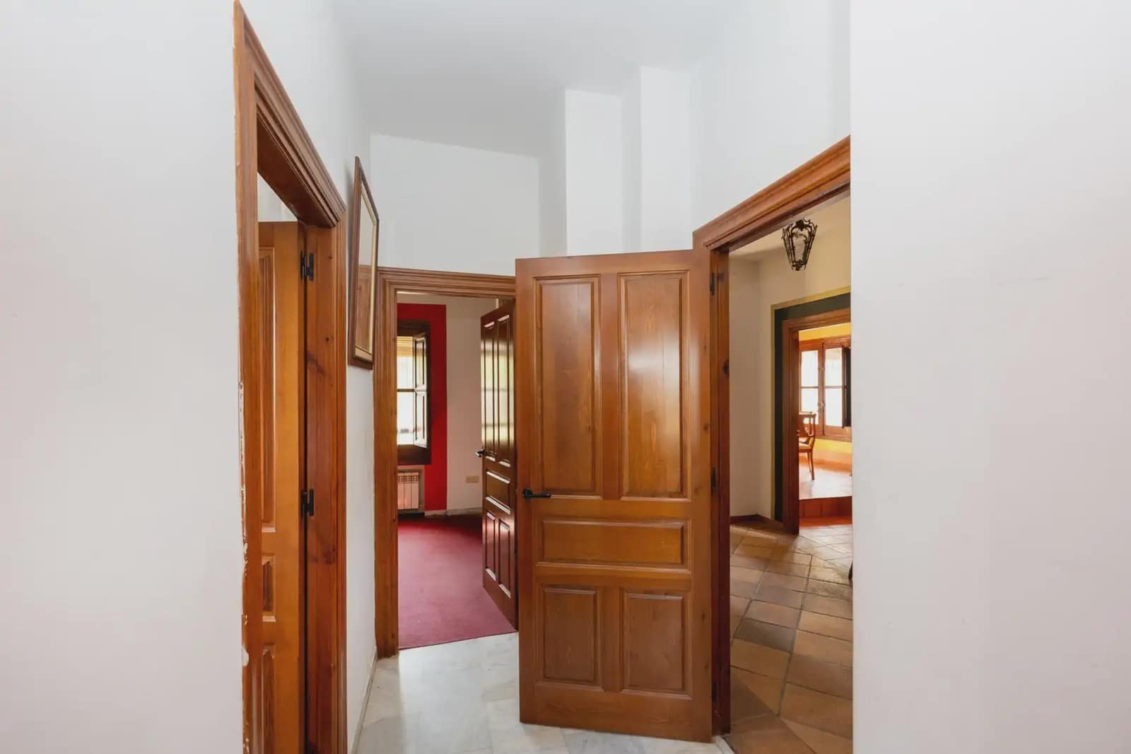 Moradia para venda em Ogijares com piscina garagem - 749 000 € (Ref: 9837681)