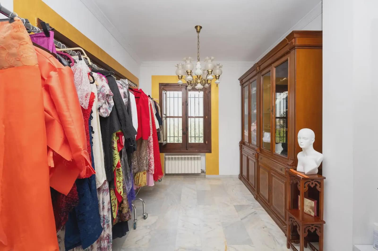 Moradia para venda em Ogijares com piscina garagem - 749 000 € (Ref: 9837681)
