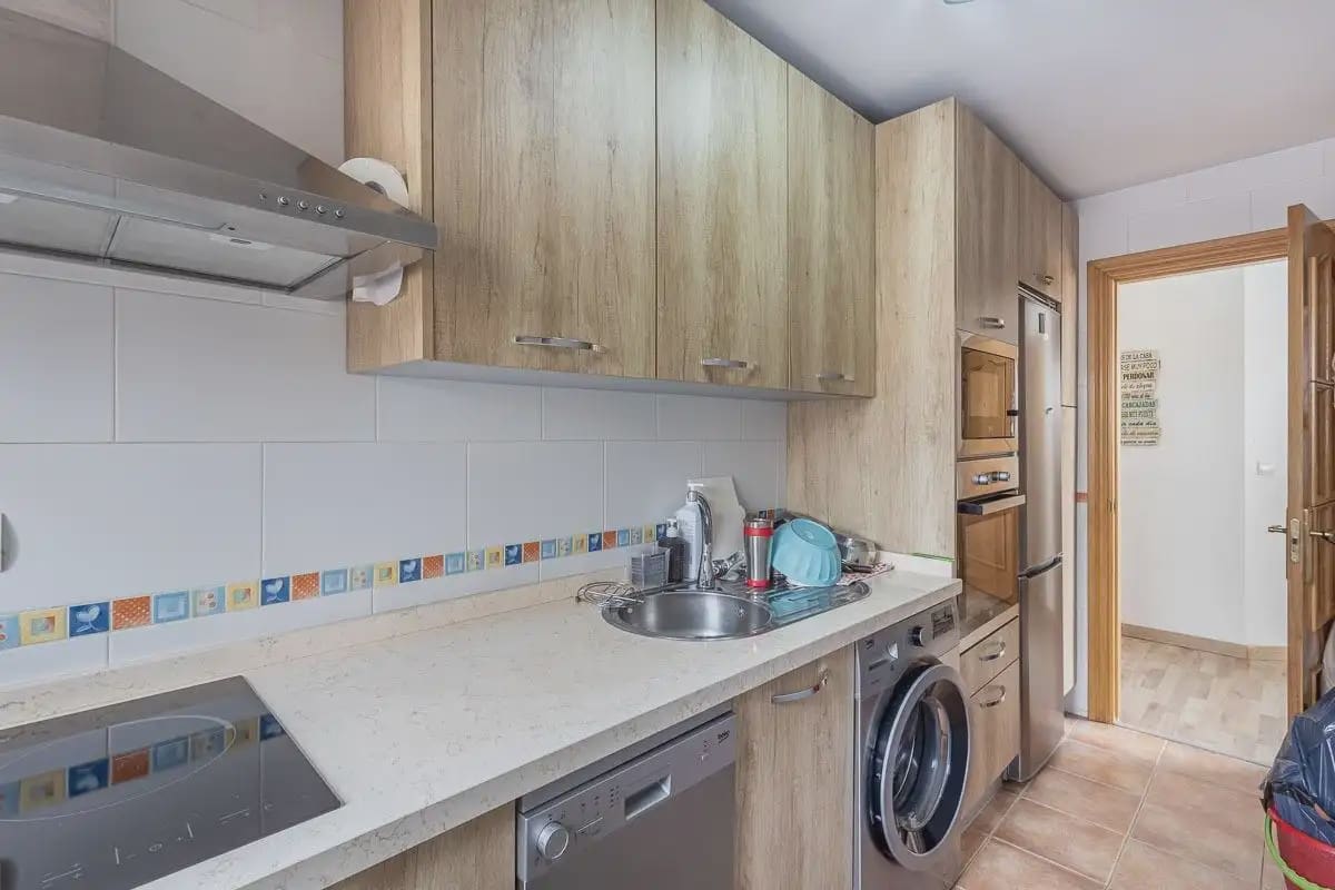 Penthouse til salg i Monachil med garage - € 209.500 (Ref: 9837682)
