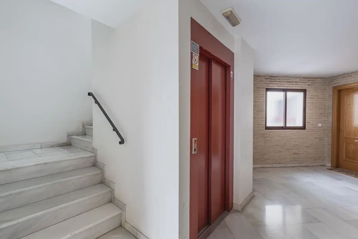 Penthouse til salg i Monachil med garage - € 209.500 (Ref: 9837682)