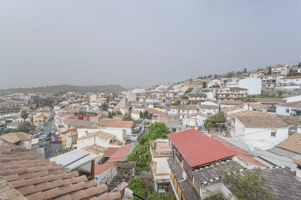 Penthouse til salg i Monachil med garage - € 209.500 (Ref: 9837682)