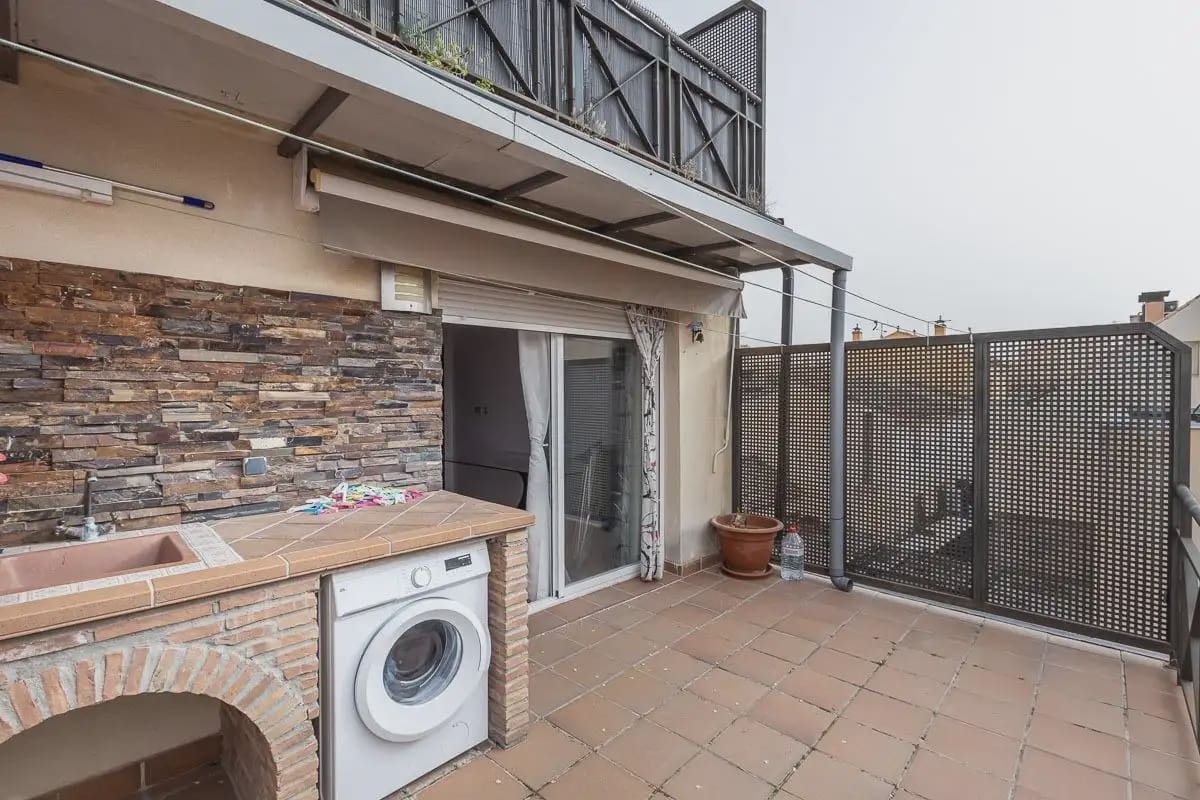 Wohnung zu verkaufen in Monachil mit Garage - 195.000 € (Ref: 9837683)