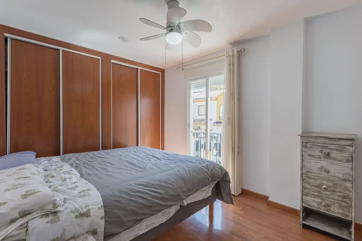 Wohnung zu verkaufen in Monachil mit Garage - 195.000 € (Ref: 9837683)