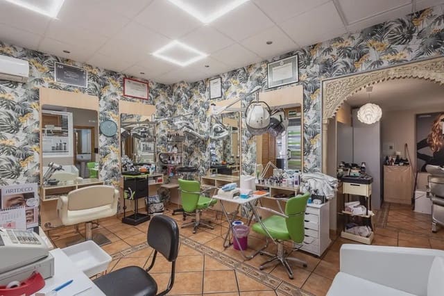 Local Comercial en Pajaritos - Plaza de Toros, Granada ciudad en venta - 129.000 € (Ref: 9837684)