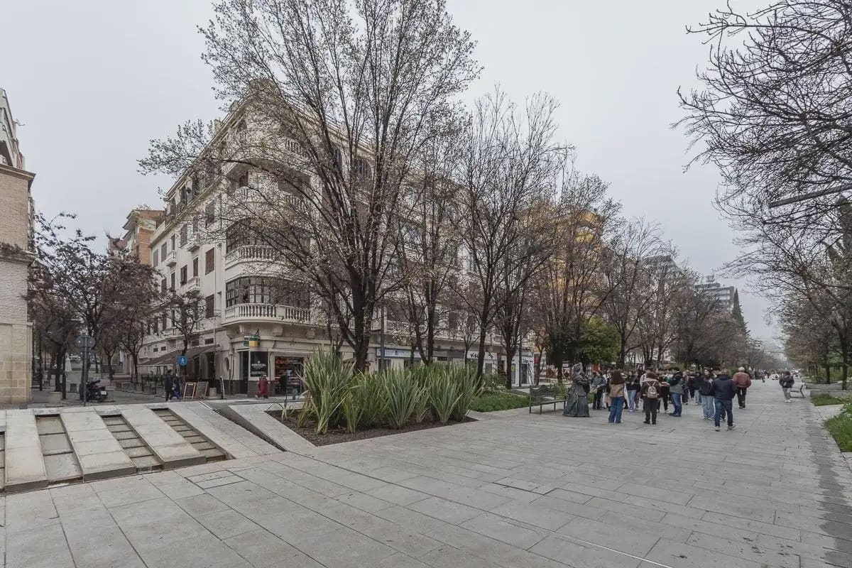 Local Comercial en Granada ciudad en venta - 129.000 € (Ref: 9837684)