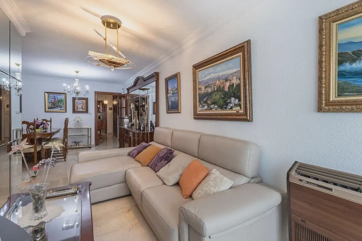 4 quarto Apartamento para venda em Granada cidade com garagem - 335 000 € (Ref: 9837685)