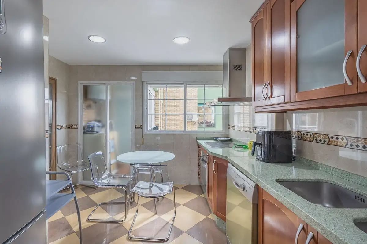 4 quarto Apartamento para venda em Granada cidade com garagem - 335 000 € (Ref: 9837685)