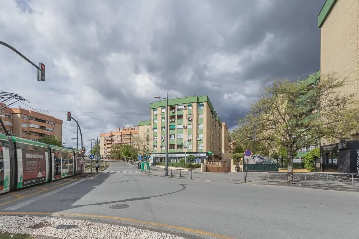 4 quarto Apartamento para venda em Granada cidade com garagem - 335 000 € (Ref: 9837685)