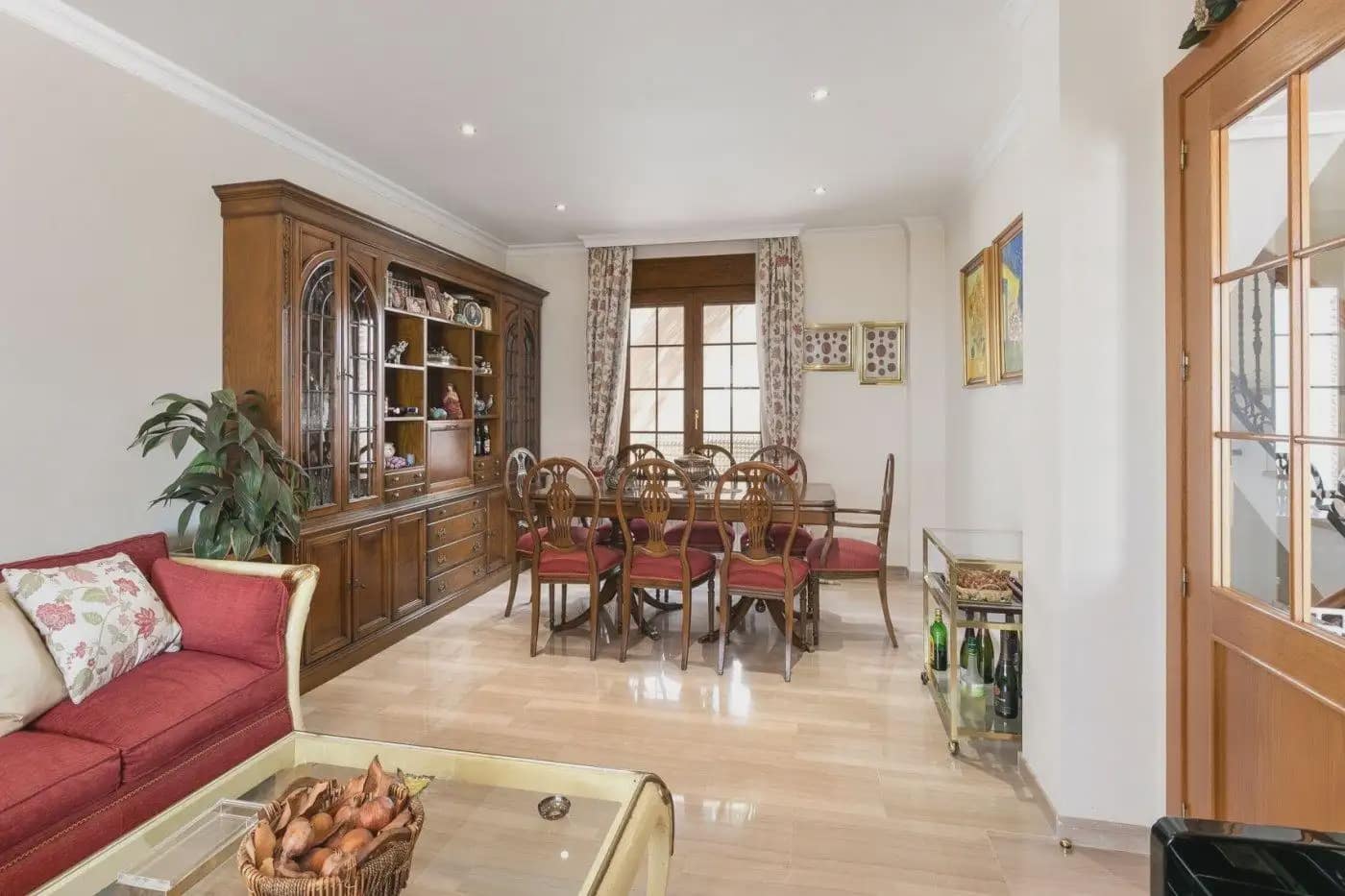 13 bedroom Semi-detached Villa for sale in Huetor Vega with pool garage - € 750,000 (Ref: 9837686)