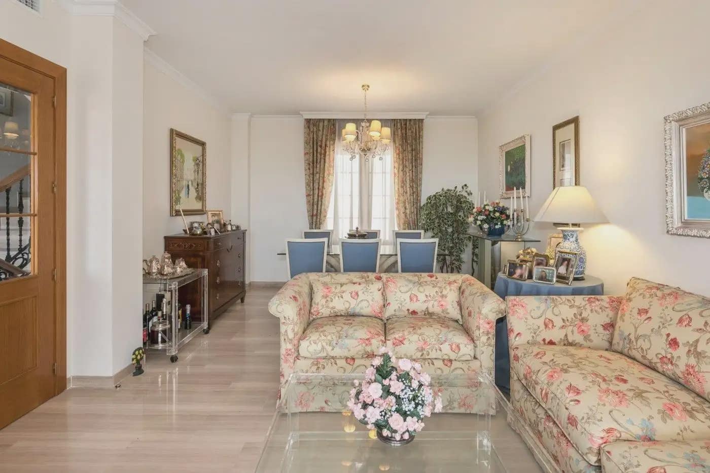 13 bedroom Semi-detached Villa for sale in Huetor Vega with pool garage - € 750,000 (Ref: 9837686)