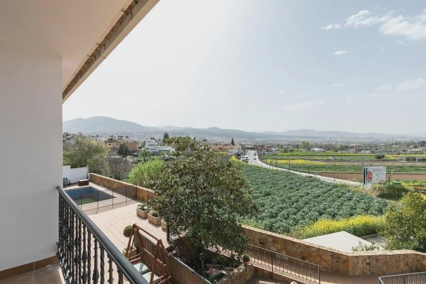 13 bedroom Semi-detached Villa for sale in Huetor Vega with pool garage - € 750,000 (Ref: 9837686)
