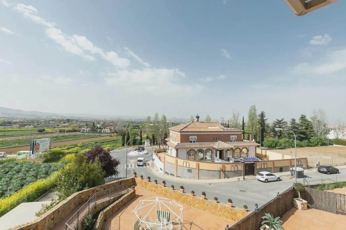 13 bedroom Semi-detached Villa for sale in Huetor Vega with pool garage - € 750,000 (Ref: 9837686)