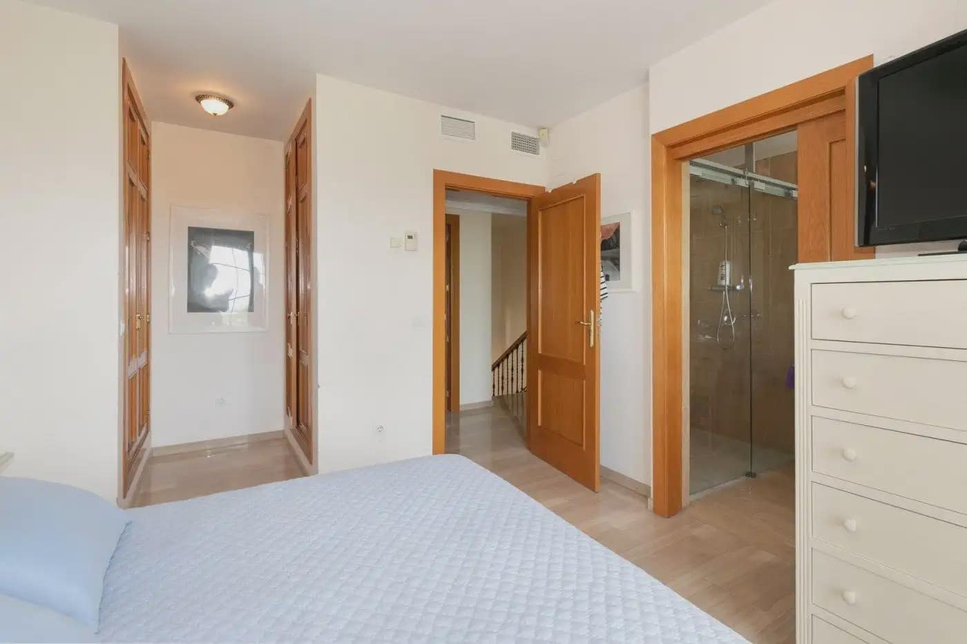 13 bedroom Semi-detached Villa for sale in Huetor Vega with pool garage - € 750,000 (Ref: 9837686)