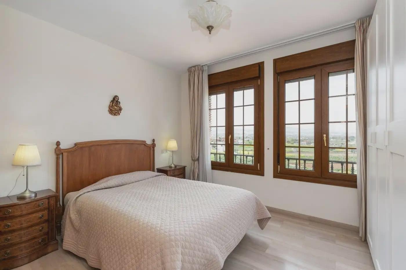 13 bedroom Semi-detached Villa for sale in Huetor Vega with pool garage - € 750,000 (Ref: 9837686)