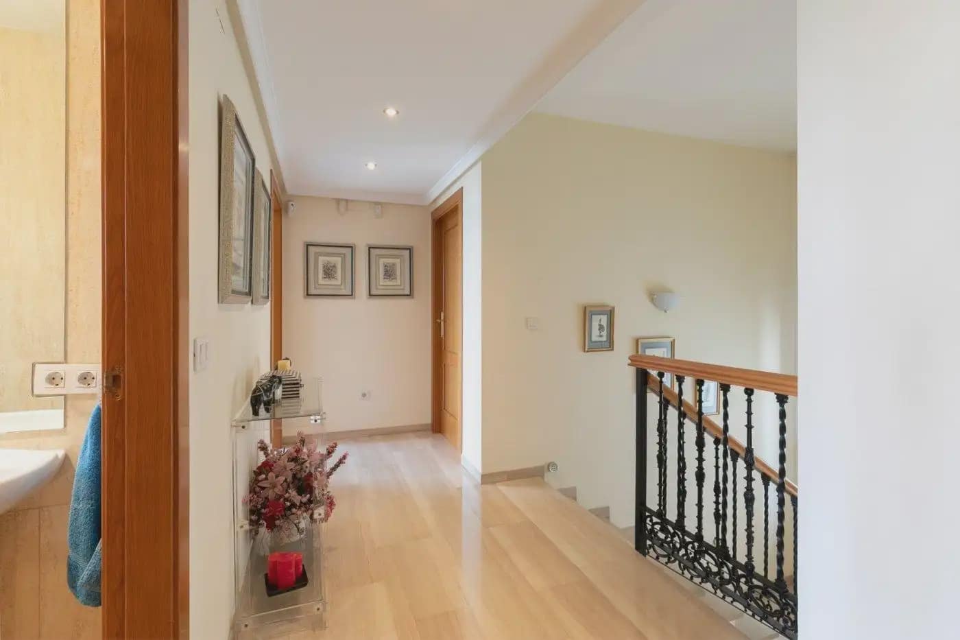13 bedroom Semi-detached Villa for sale in Huetor Vega with pool garage - € 750,000 (Ref: 9837686)