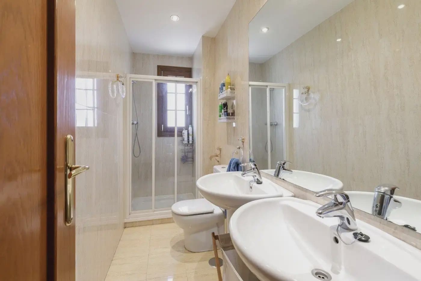 13 bedroom Semi-detached Villa for sale in Huetor Vega with pool garage - € 750,000 (Ref: 9837686)