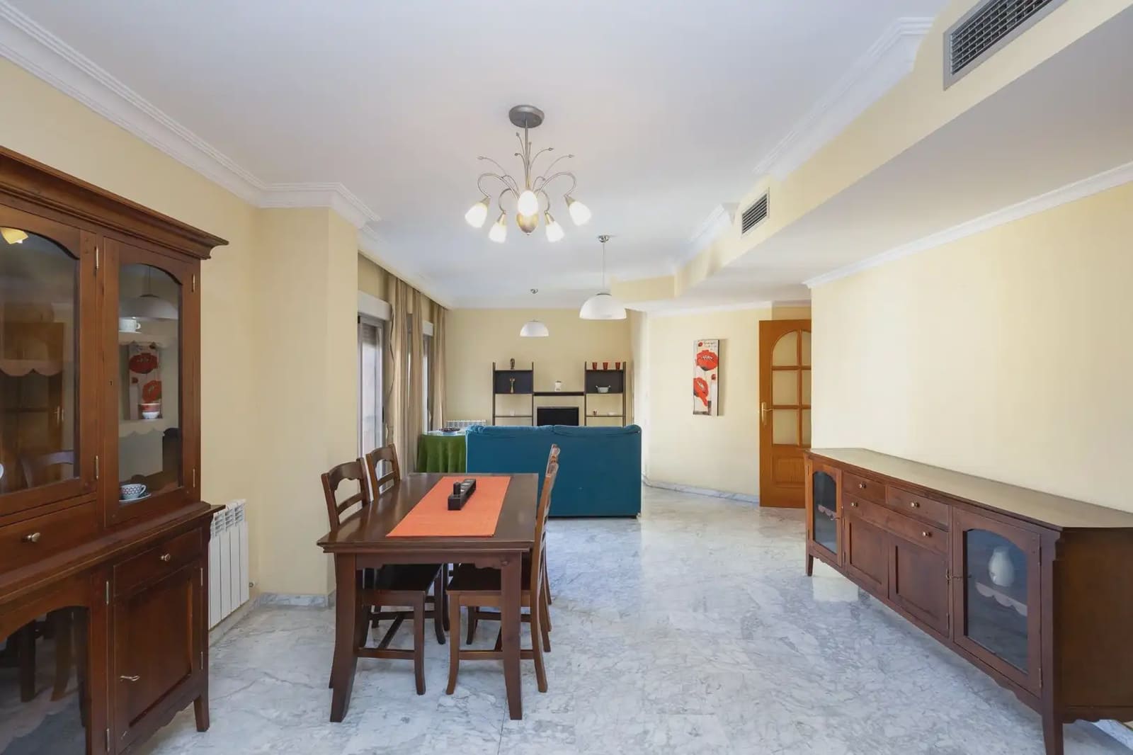 2 soveværelse Lejlighed til salg i Granada by - € 320.000 (Ref: 9837687)