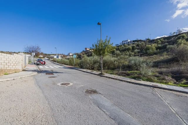 Tontti myytävänä paikassa La Zubia - 68 000 € (Ref: 9837688)
