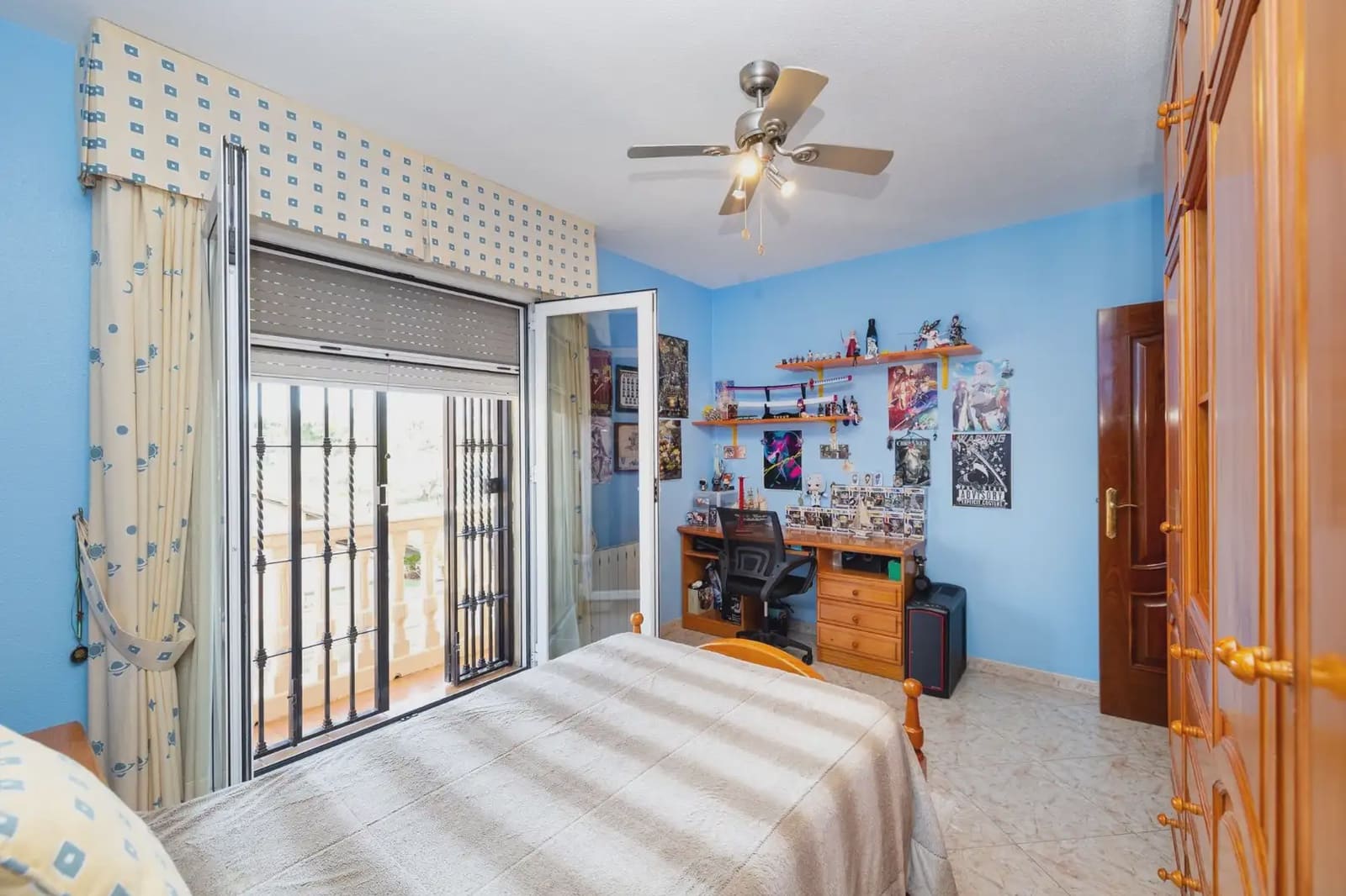 Moradia para venda em Cullar Vega com piscina garagem - 350 000 € (Ref: 9837689)