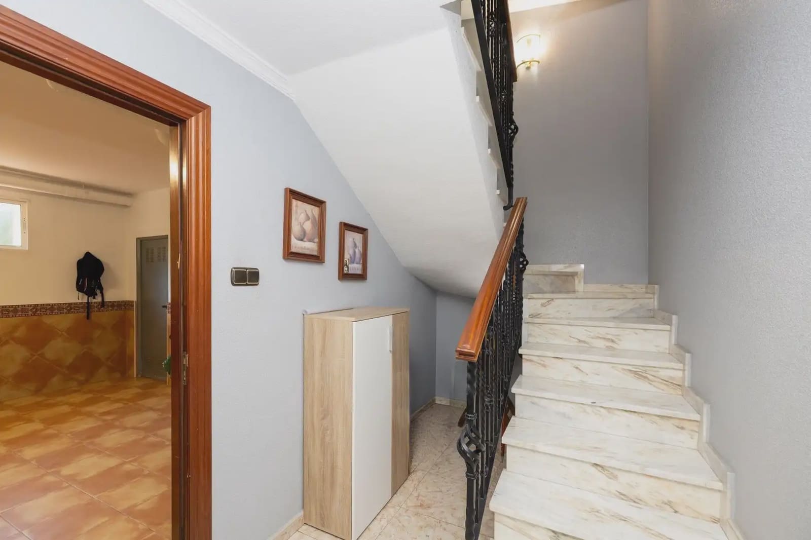 Moradia para venda em Cullar Vega com piscina garagem - 350 000 € (Ref: 9837689)
