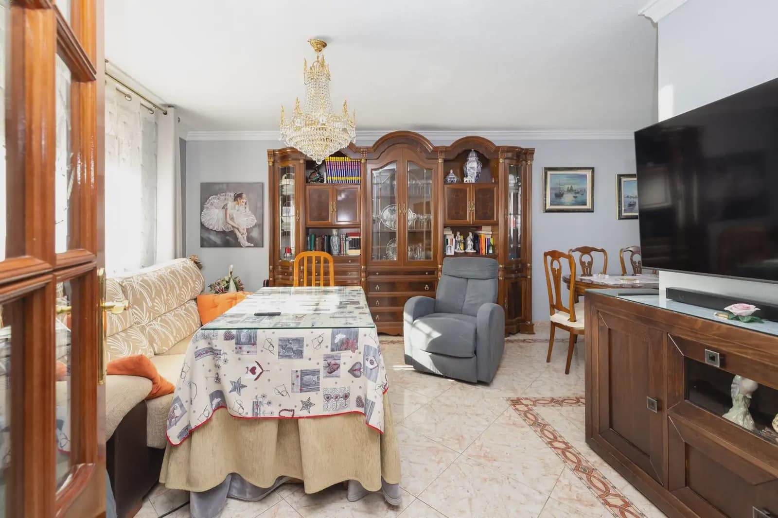 Moradia para venda em Cullar Vega com piscina garagem - 350 000 € (Ref: 9837689)
