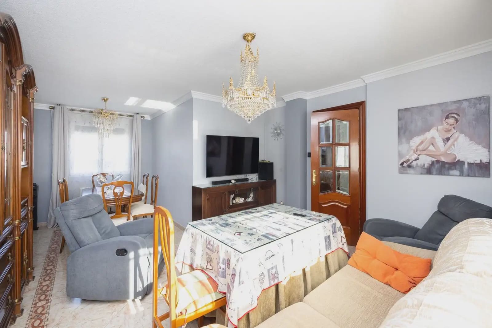 Moradia para venda em Cullar Vega com piscina garagem - 350 000 € (Ref: 9837689)