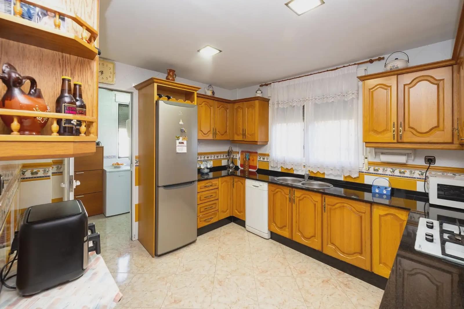 Moradia para venda em Cullar Vega com piscina garagem - 350 000 € (Ref: 9837689)