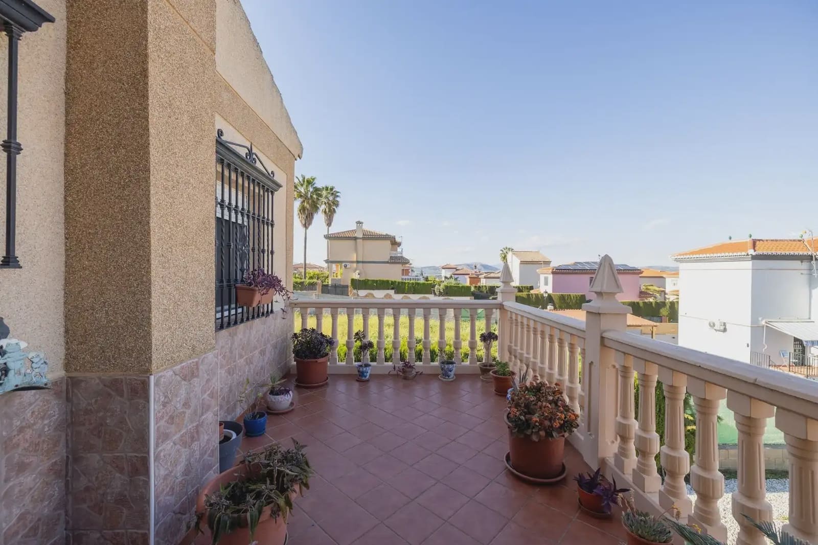 Moradia para venda em Cullar Vega com piscina garagem - 350 000 € (Ref: 9837689)