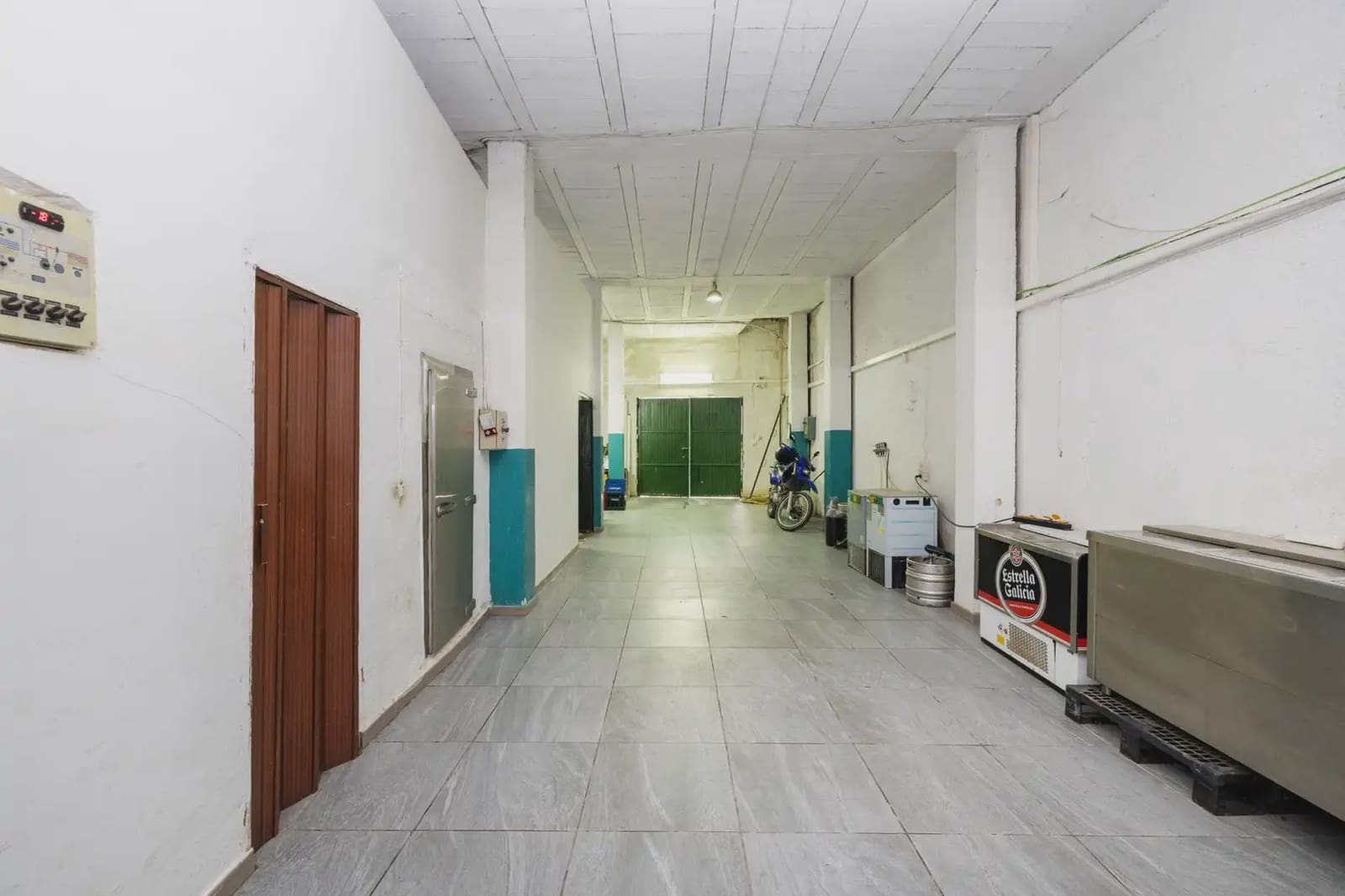 Gewerbe zu verkaufen in Gobernador - 950.000 € (Ref: 9837690)