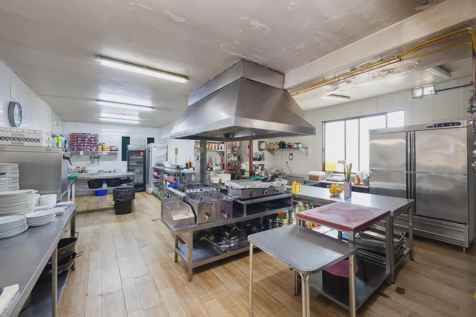 Gewerbe zu verkaufen in Gobernador - 950.000 € (Ref: 9837690)