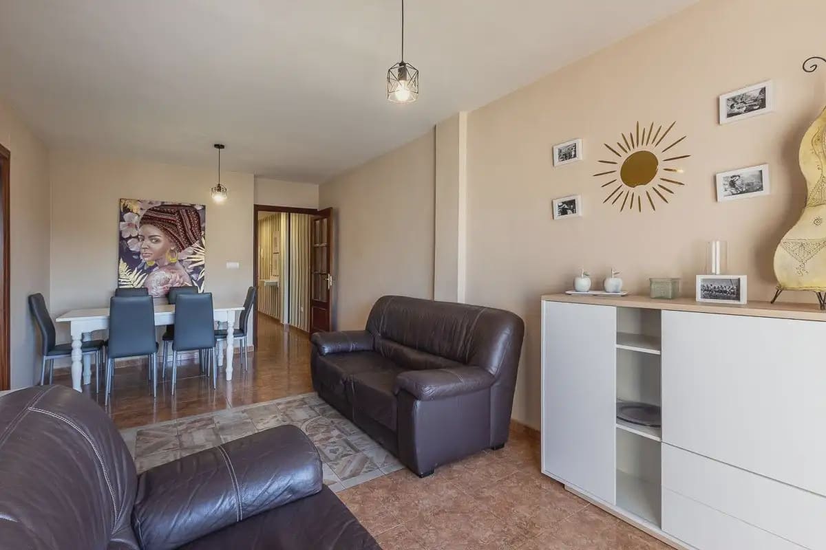 Lejlighed til salg i Atarfe med garage - € 169.000 (Ref: 9837691)
