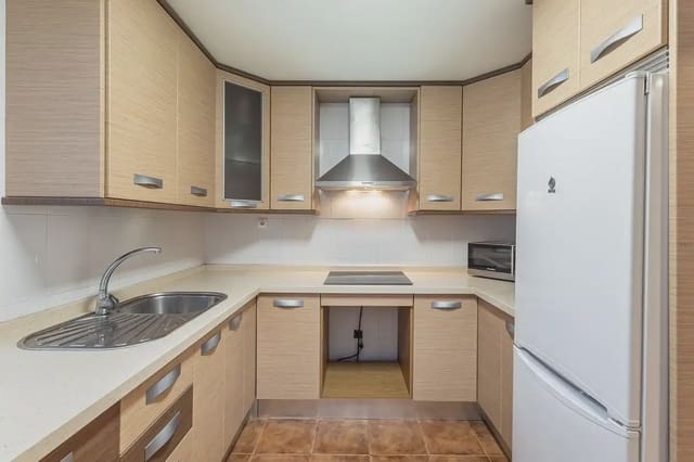 Lejlighed til salg i Atarfe med garage - € 169.000 (Ref: 9837691)