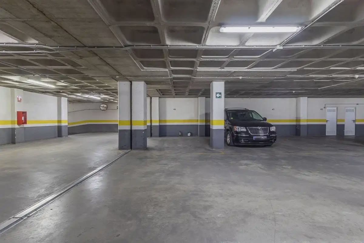 Garage for sale in Granada city - € 35,000 (Ref: 9837692)