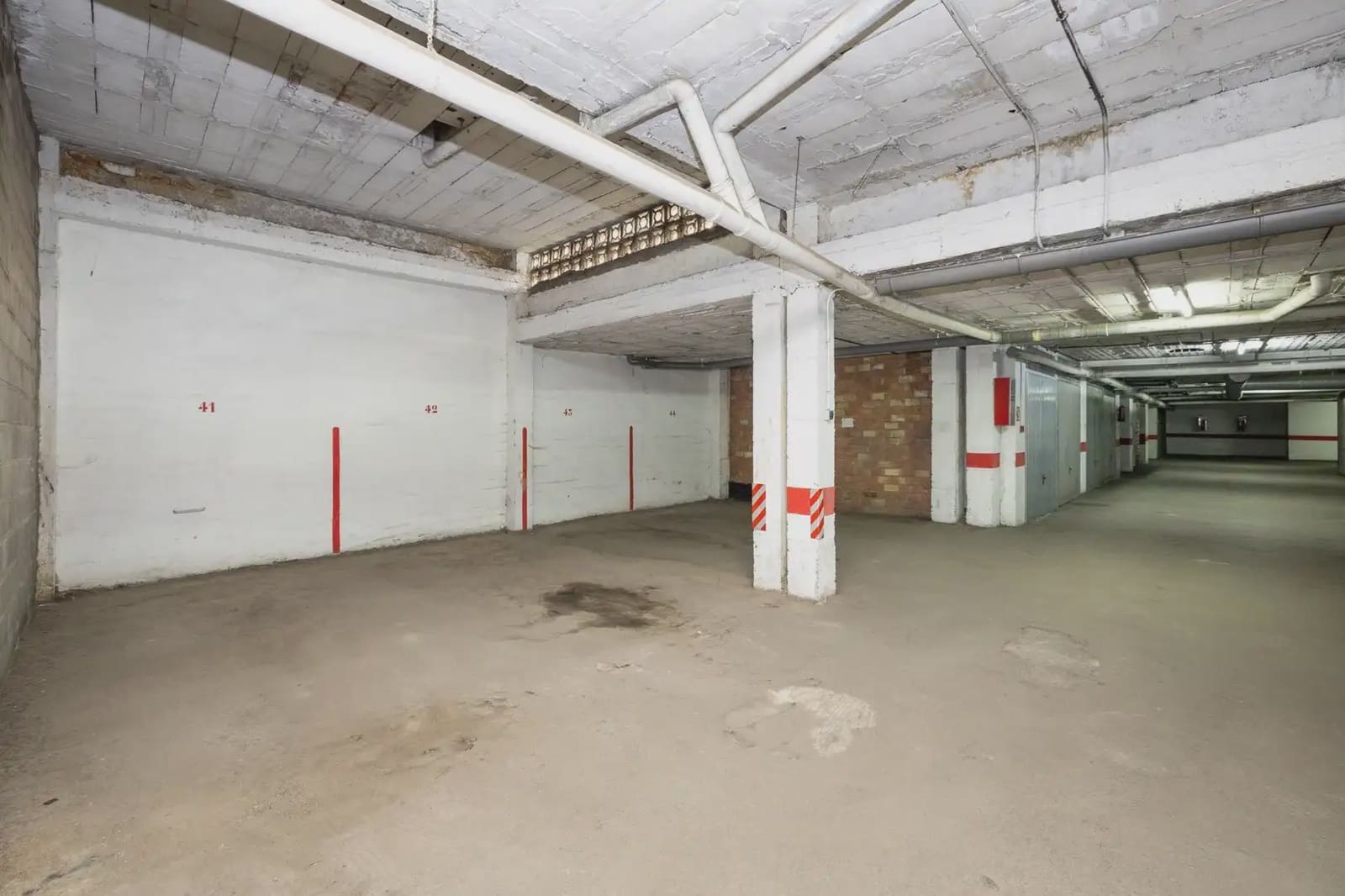 Garage for sale in Granada city - € 29,999 (Ref: 9837697)
