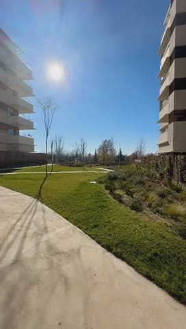 Piso de 2 habitaciones en Camino de Ronda - Rosaleda, Granada ciudad en alquiler con piscina garaje - 1.200 € (Ref: 9837698)