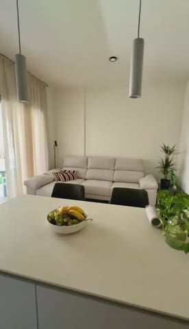 Piso de 2 habitaciones en Camino de Ronda - Rosaleda, Granada ciudad en alquiler con piscina garaje - 1.200 € (Ref: 9837698)