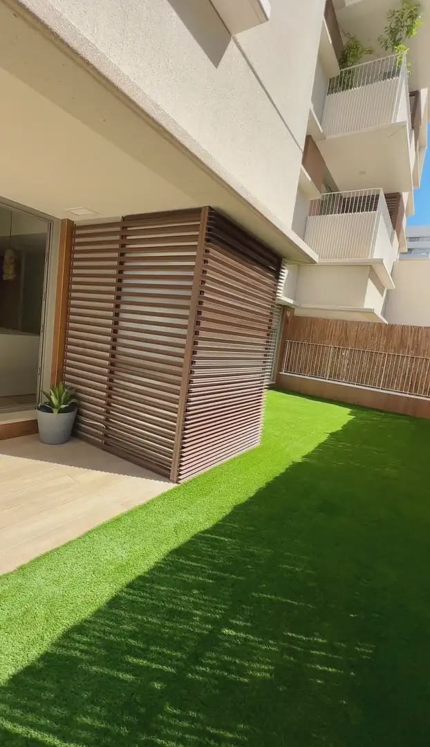 Piso de 2 habitaciones en Granada ciudad en alquiler con piscina garaje - 1.200 € (Ref: 9837698)