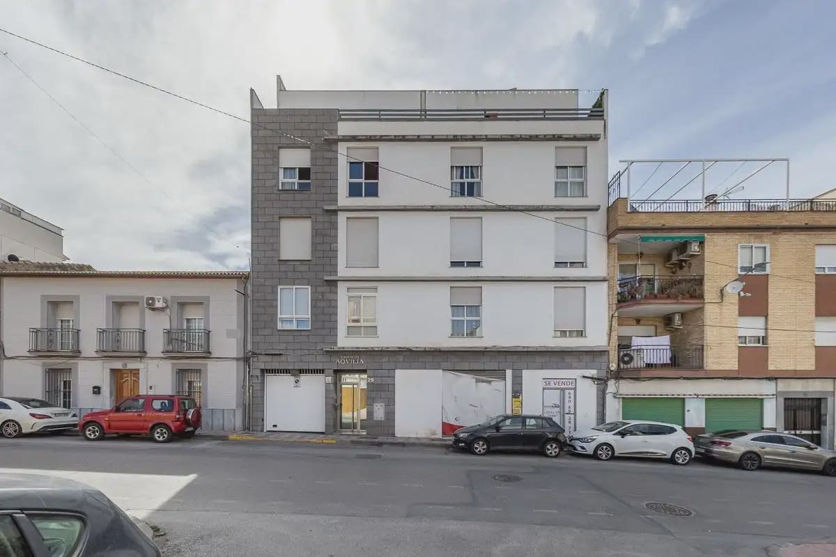 3 soveværelse Lejlighed til salg i Atarfe med garage - € 148.000 (Ref: 9838816)