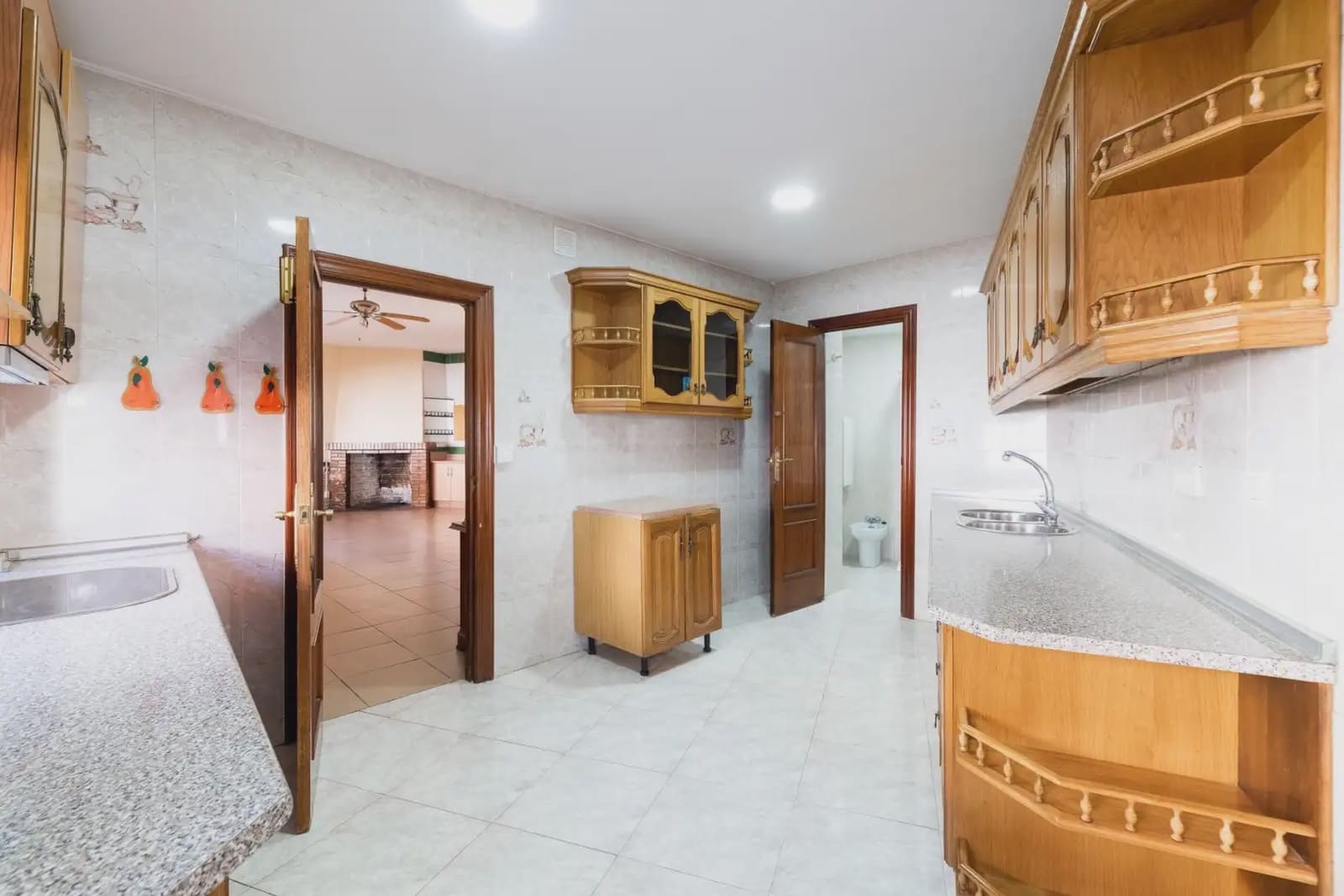 5 bedroom Terraced Villa for sale in Santa Fe - € 137,500 (Ref: 9838817)