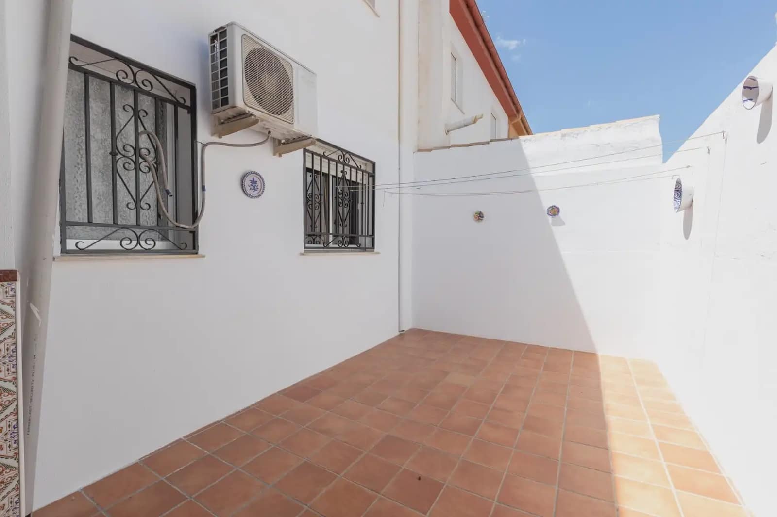 4 bedroom Terraced Villa for sale in Armilla with garage - € 227,999 (Ref: 9840023)