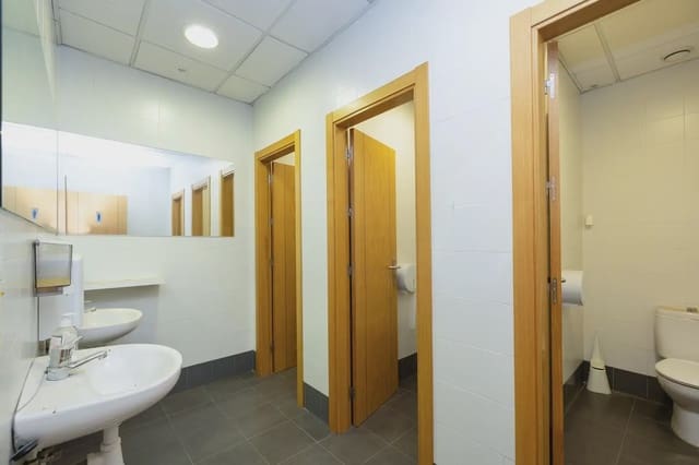 Erhverv til salg i San Francisco Javier, Granada by - € 231.952 (Ref: 9841397)