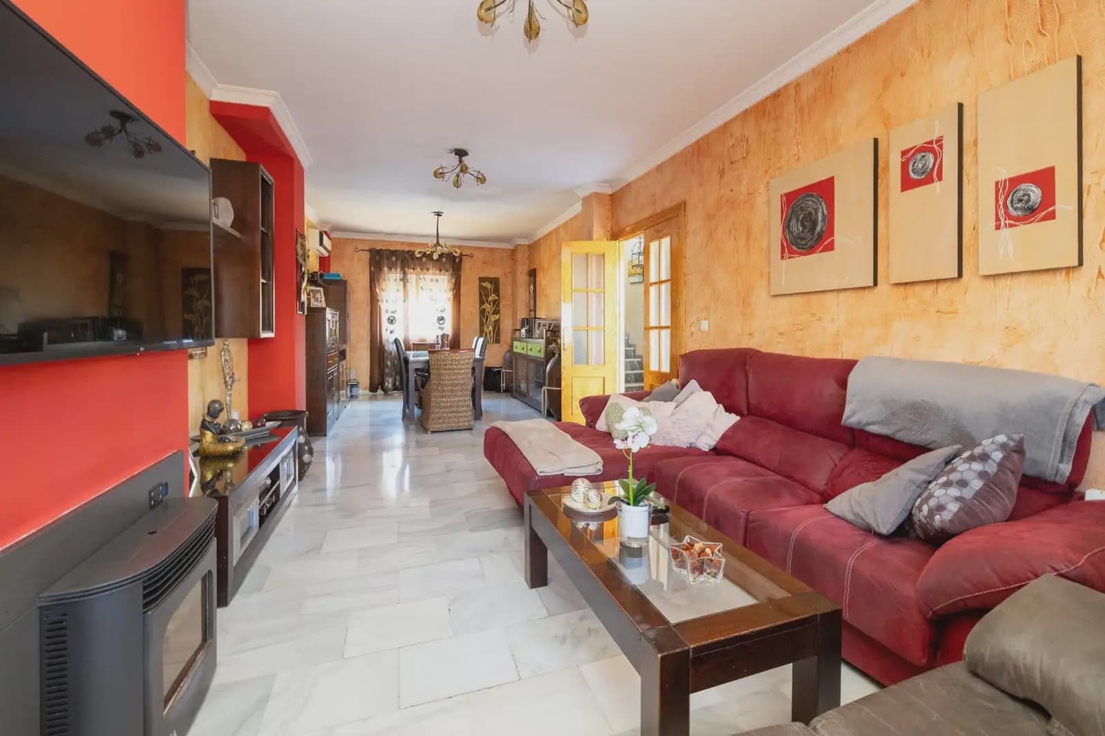 5 bedroom Villa for sale in Cullar Vega with pool garage - € 329,000 (Ref: 9841923)