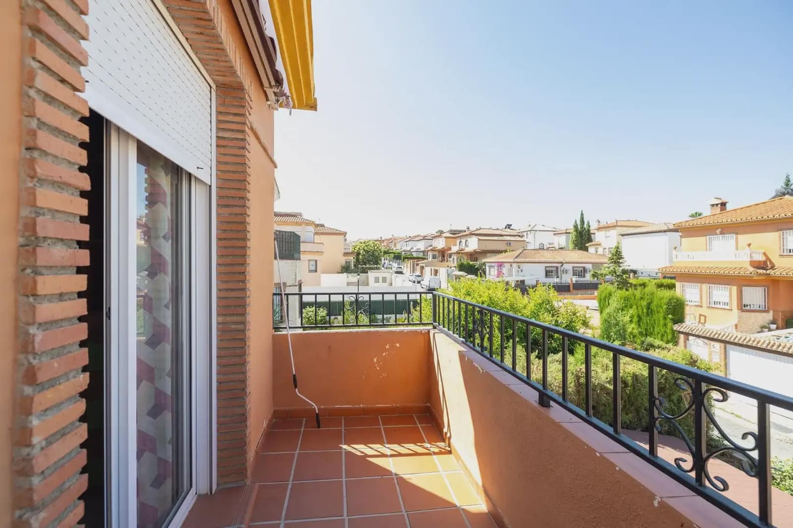 5 bedroom Villa for sale in Cullar Vega with pool garage - € 329,000 (Ref: 9841923)