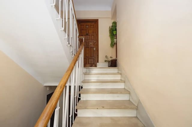 5 soverom Leilighet til salgs i San Matías - Realejo, Granada by - € 495 000 (Ref: 9844714)