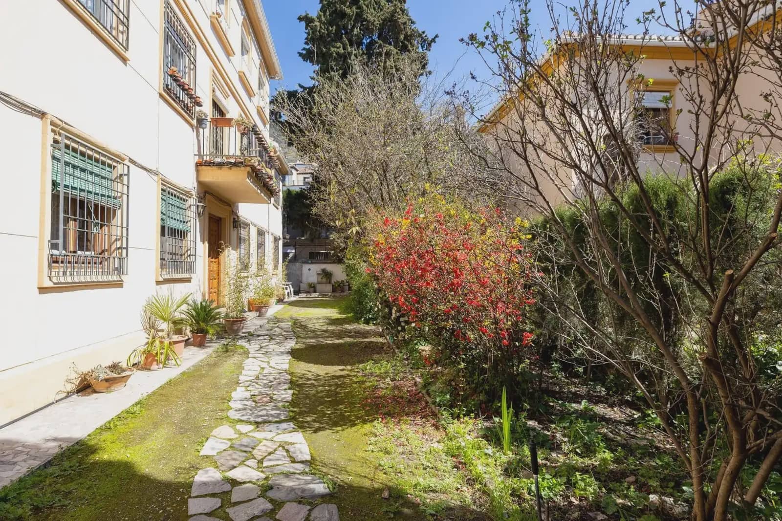 5 bedroom Flat for sale in Granada city - € 495,000 (Ref: 9844714)