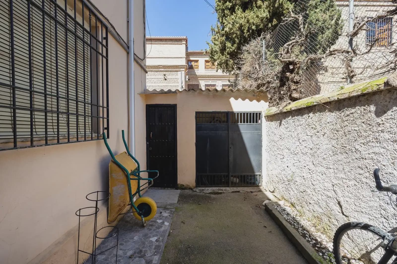 5 bedroom Flat for sale in Granada city - € 495,000 (Ref: 9844714)