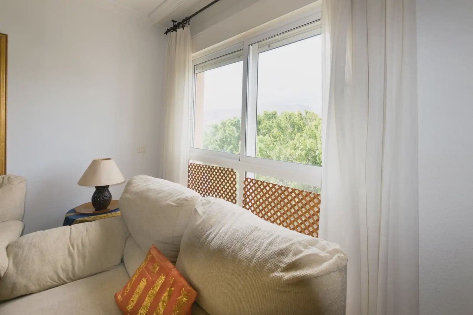 2 bedroom Flat for sale in Roquetas de Mar with garage - € 125,000 (Ref: 9848104)
